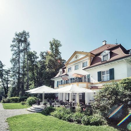 Biohotel Schlossgut Oberambach Exterior foto