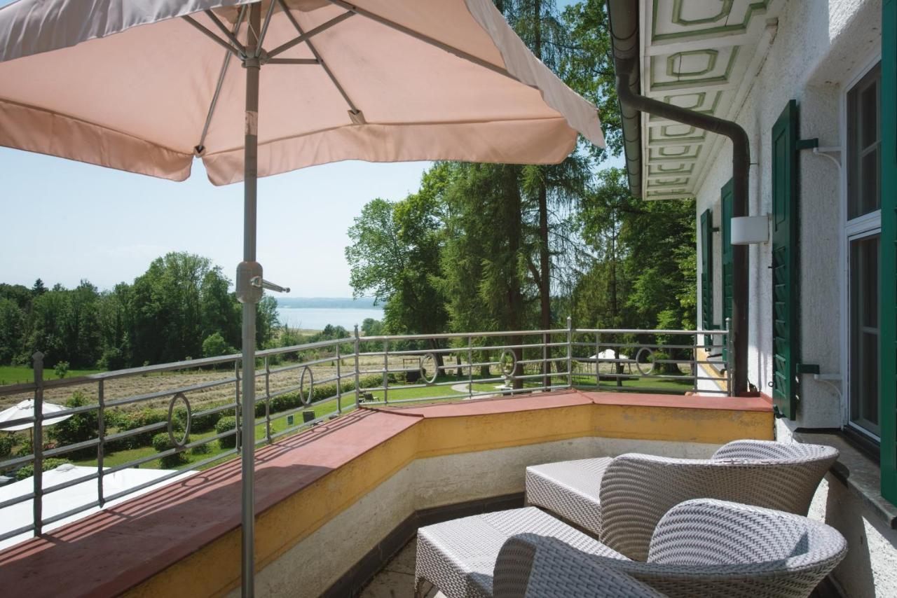 Biohotel Schlossgut Oberambach Exterior foto